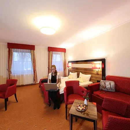 The Lakeside - Burghotel Zu 4* Strausberg