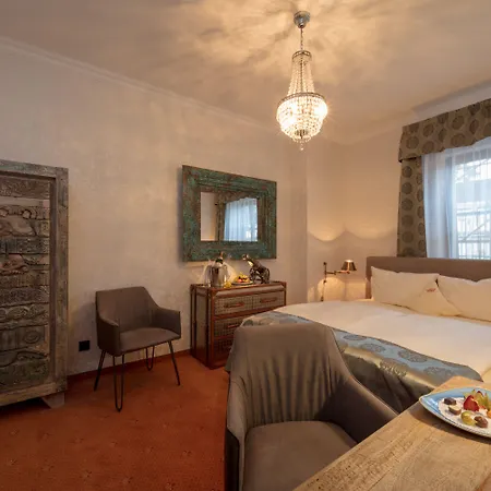 The Lakeside - Burghotel Zu Hotel 4*