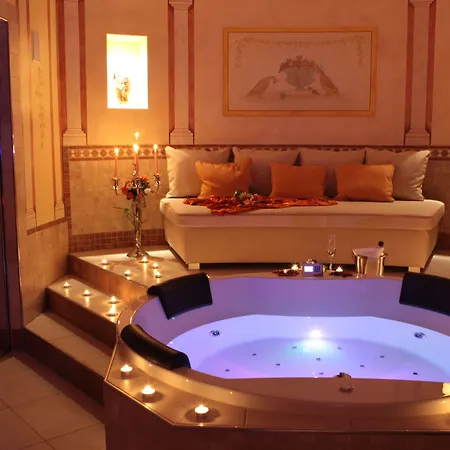 Hotel The Lakeside - Burghotel Zu 4*