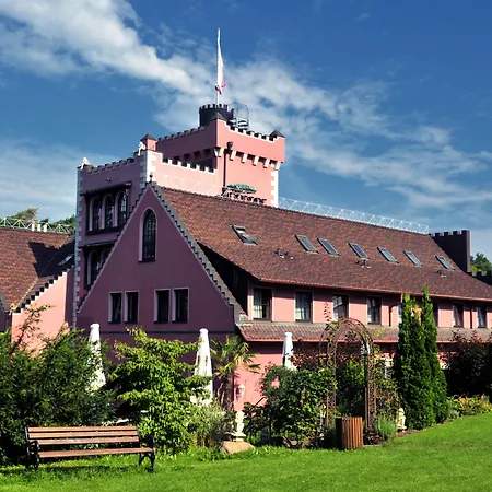 The Lakeside - Burghotel Zu شتراوسبرغ