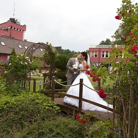 Szálloda The Lakeside - Burghotel Zu Strausberg
