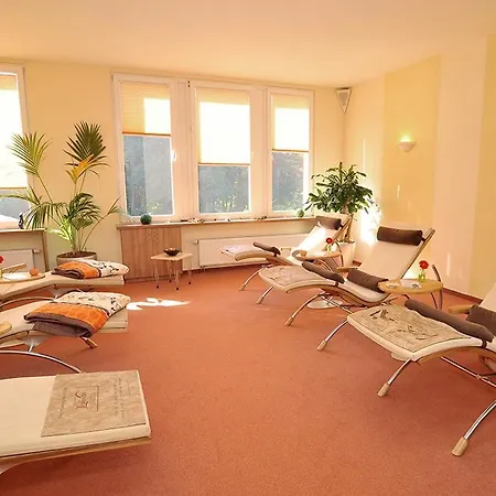The Lakeside - Burghotel Zu Hotel Strausberg