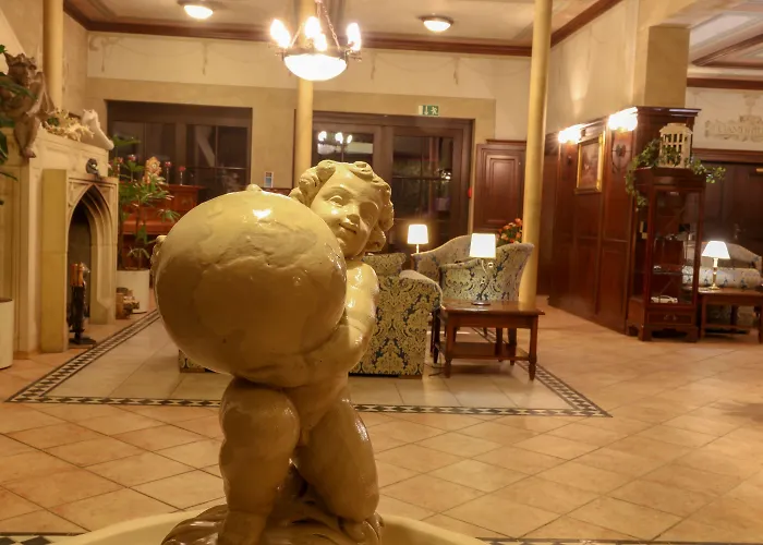 The Lakeside - Burghotel Zu