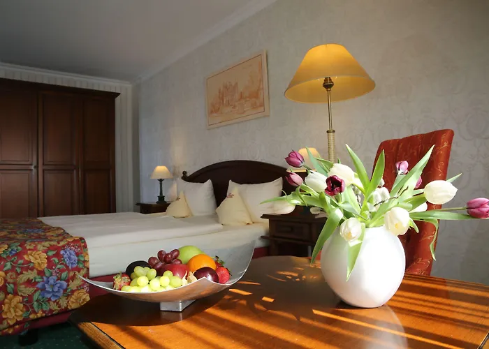 The Lakeside - Burghotel Zu 4* شتراوسبرغ