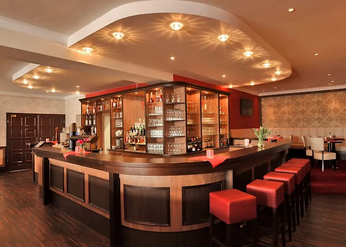 The Lakeside - Burghotel Zu 4* شتراوسبرغ