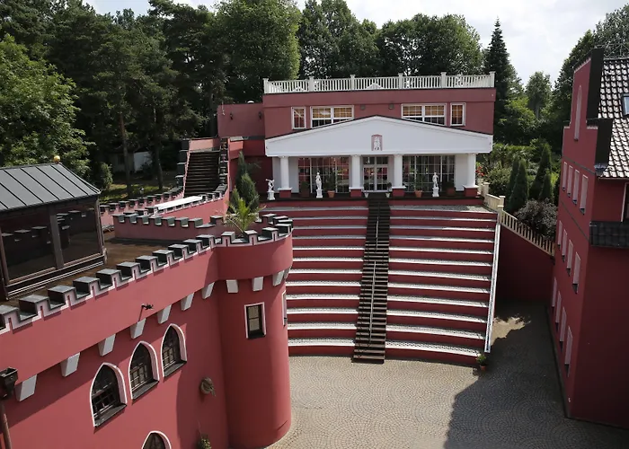 فندق The Lakeside - Burghotel Zu