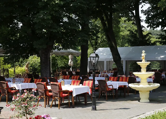 The Lakeside - Burghotel Zu شتراوسبرغ