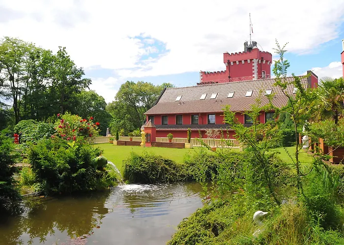 The Lakeside - Burghotel Zu فندق