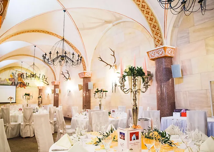 فندق The Lakeside - Burghotel Zu شتراوسبرغ