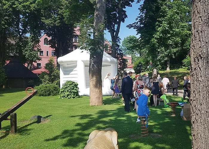 فندق The Lakeside - Burghotel Zu