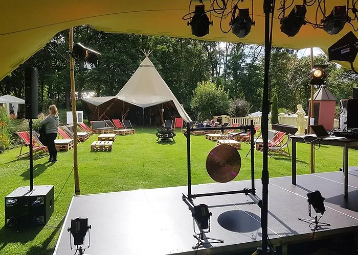 The Lakeside - Burghotel Zu فندق