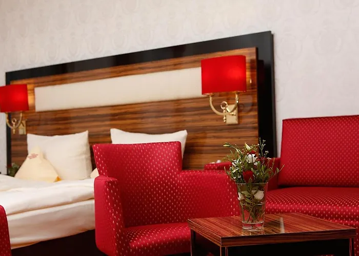 The Lakeside - Burghotel Zu فندق شتراوسبرغ