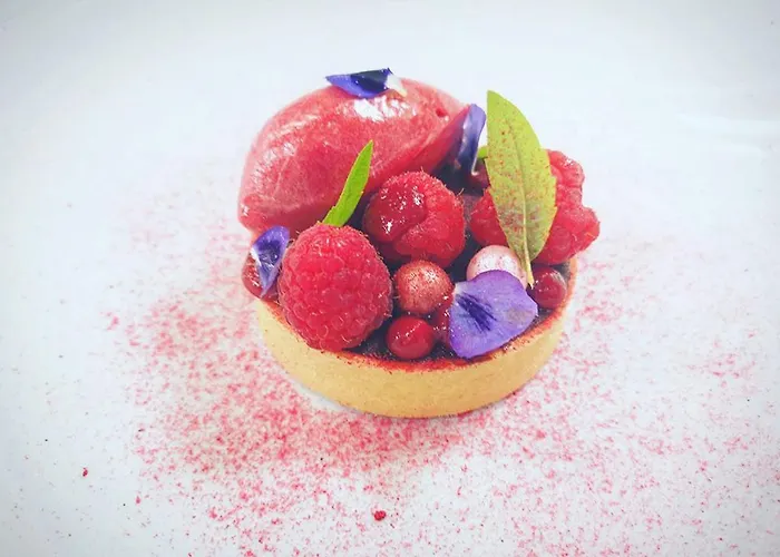 The Lakeside - Burghotel Zu فندق 4*