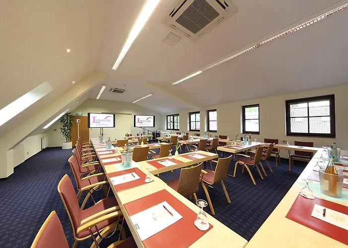 The Lakeside - Burghotel Zu Hotel